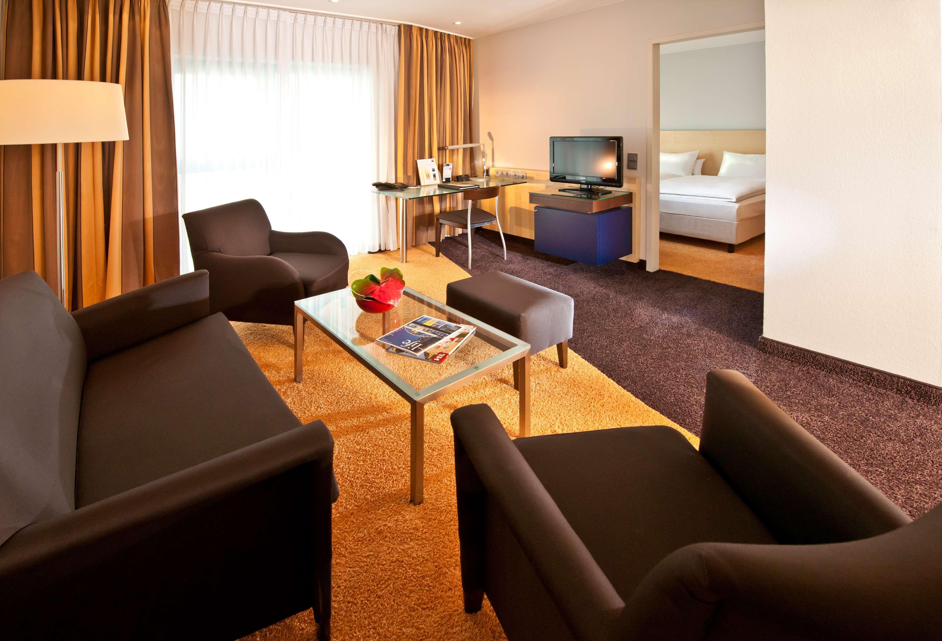 Dorint An Der Messe Koeln Hotel Ngoại thất bức ảnh