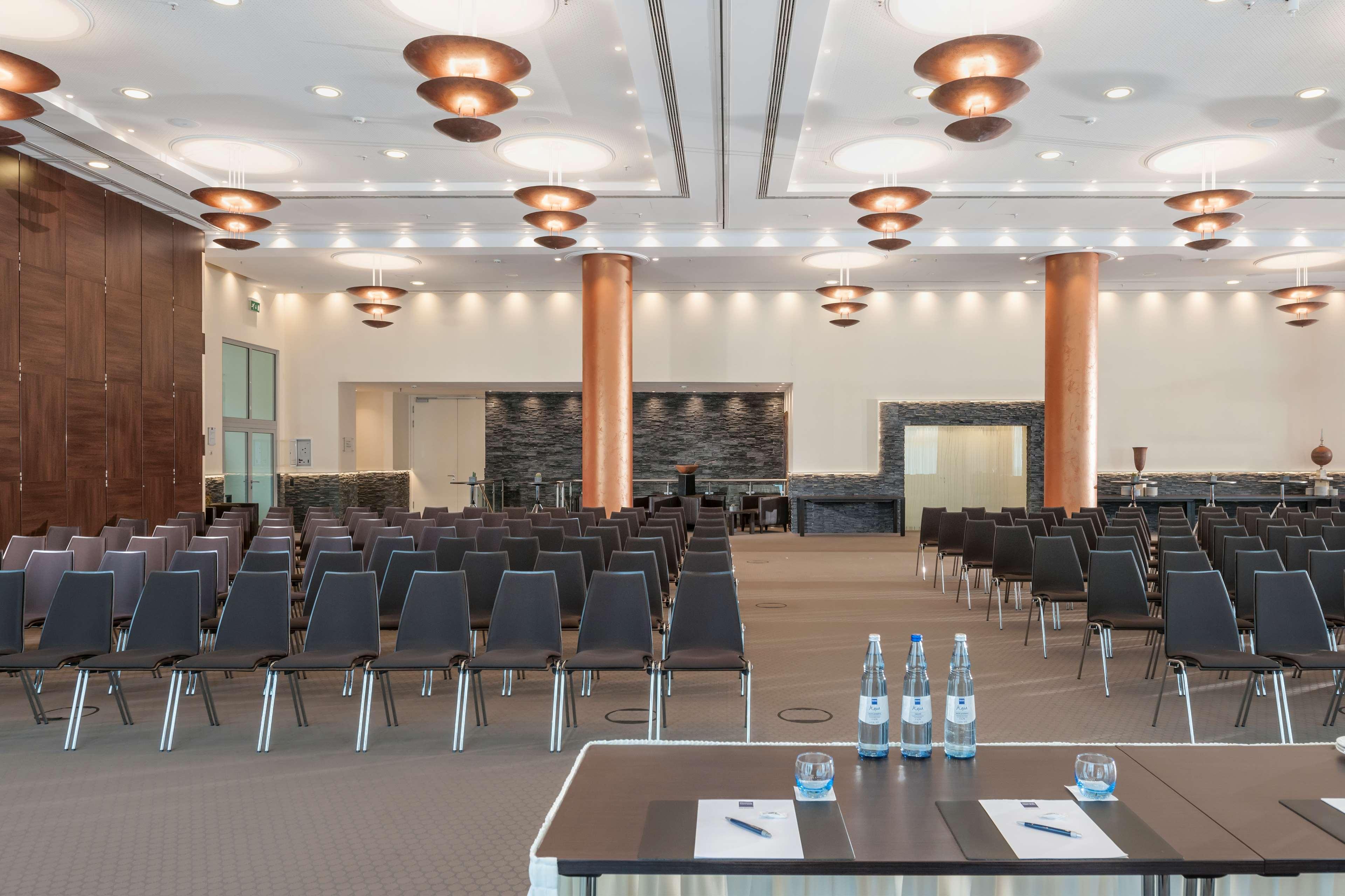 Dorint An Der Messe Koeln Hotel Ngoại thất bức ảnh